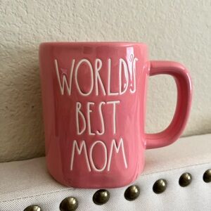 Rae Dunn Pink World's Best Mom Mug NWT